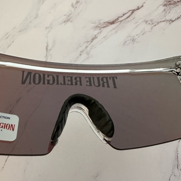 TRUE RELIGION Mirrored Shield Curved Sport Rimless Unisex Sunglasses BNWT - Picture 7 of 10